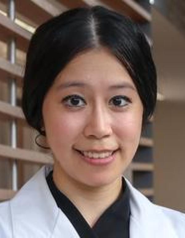 Dr.  Jessica Luc